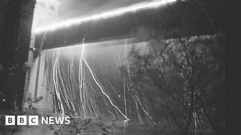 Britannia Bridge fire: Firefighters tell their story 50 years on .